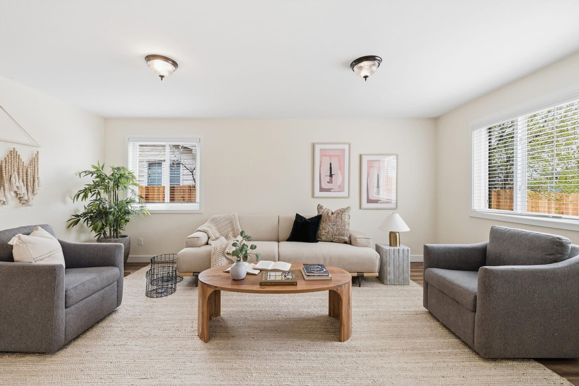 4744 Essex Ct — photo 3 of 10